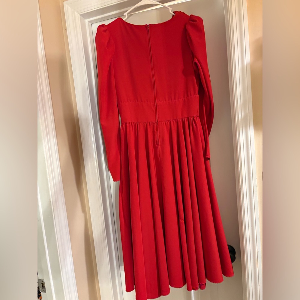 Laura Byrnes Pinup Girl Clothing California Vibrant Red Long Sleeve 40s Dress - Picture 4 of 5